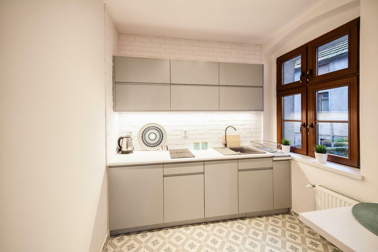 Apartamenty Torunskie Pod Krzywa Wieza Luaran gambar