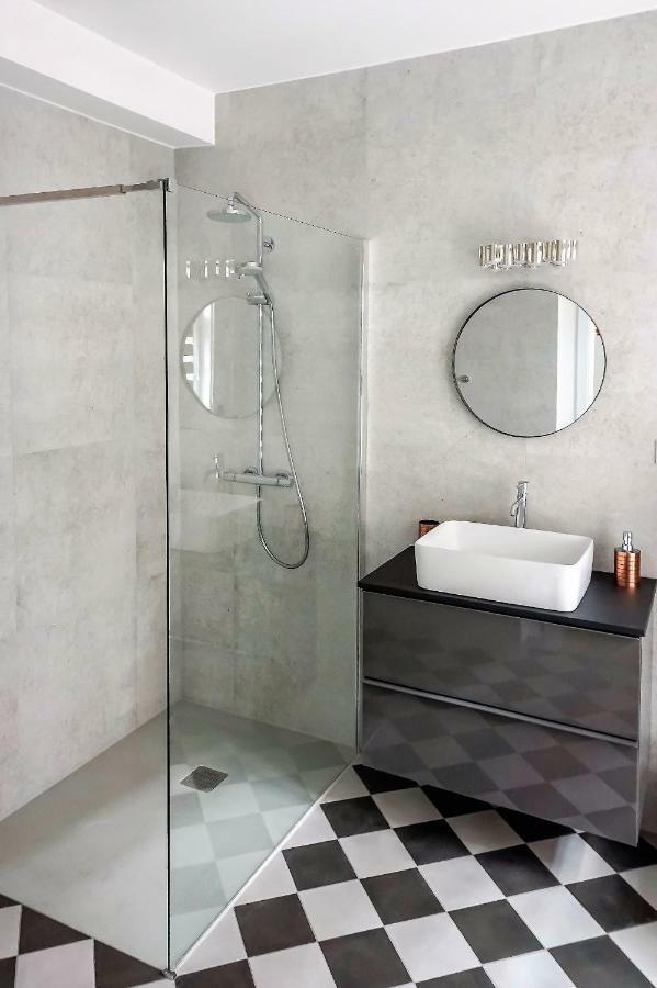 Apartamenty Torunskie Pod Krzywa Wieza Luaran gambar
