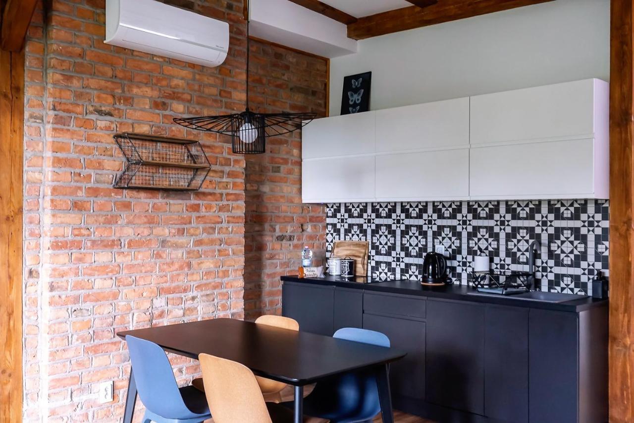Apartamenty Torunskie Pod Krzywa Wieza Luaran gambar